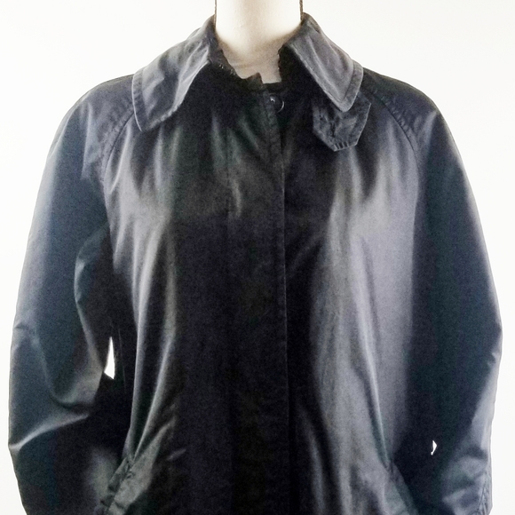 Ralph Lauren Water-Resistant Nylon Trenchcoat - Picture 5 of 14